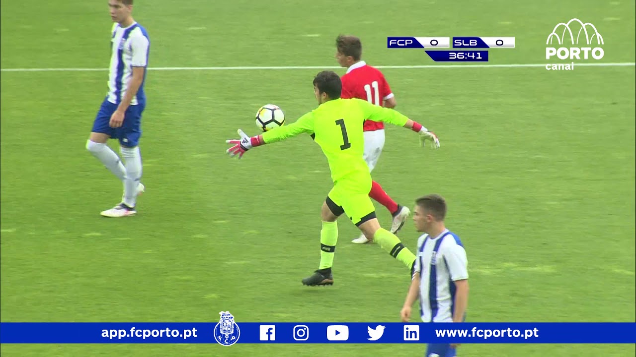 Formação: Sub-15 - FC Porto-Benfica, 0-1 (CNJC, fase final, 8.ª j., 27/05/18)