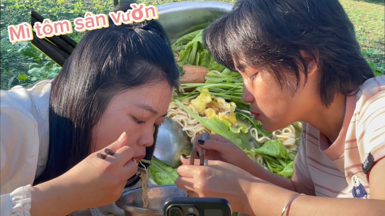 Về Quê Ăn Rau Thay Cơm Luôn 