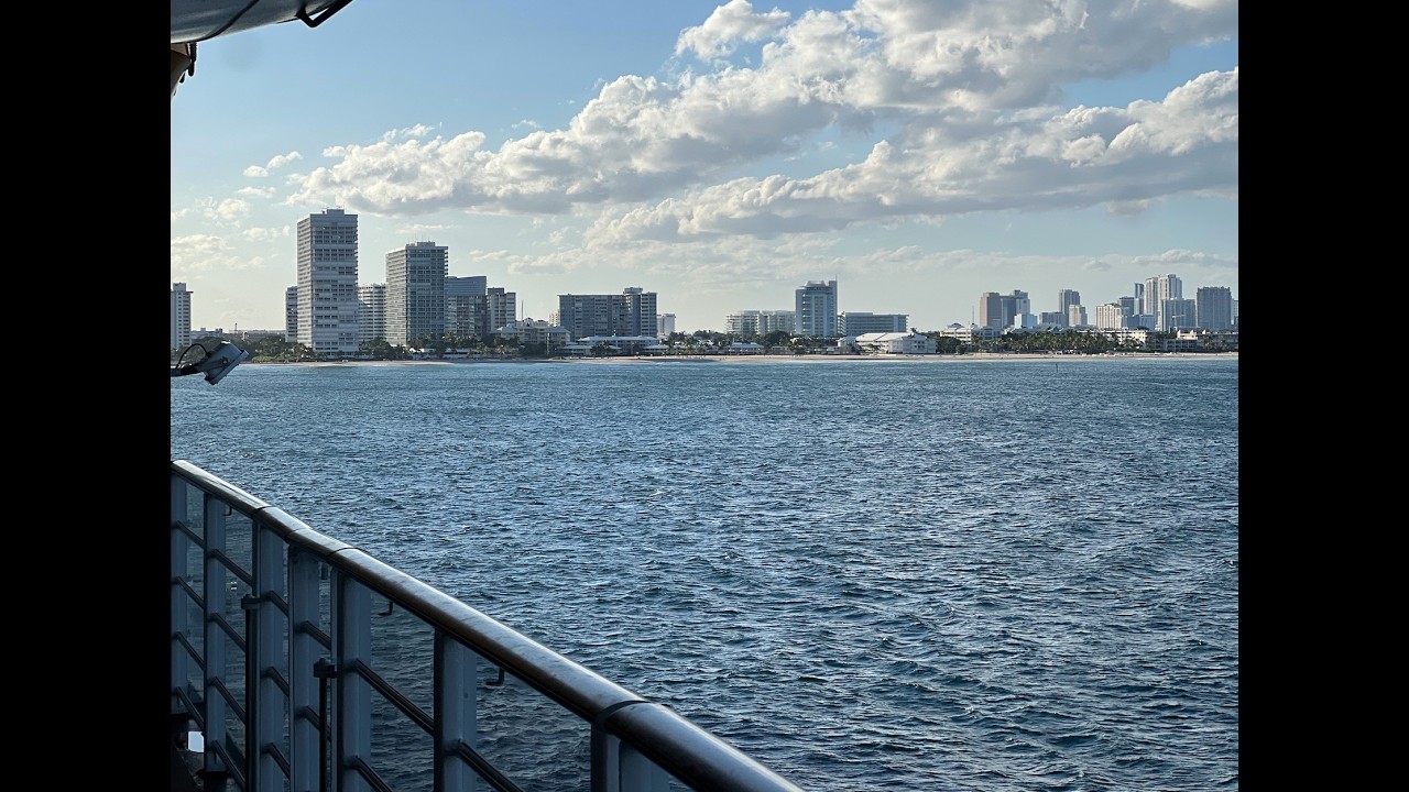 Walking the Deck #disney #disneycruise #bahamas