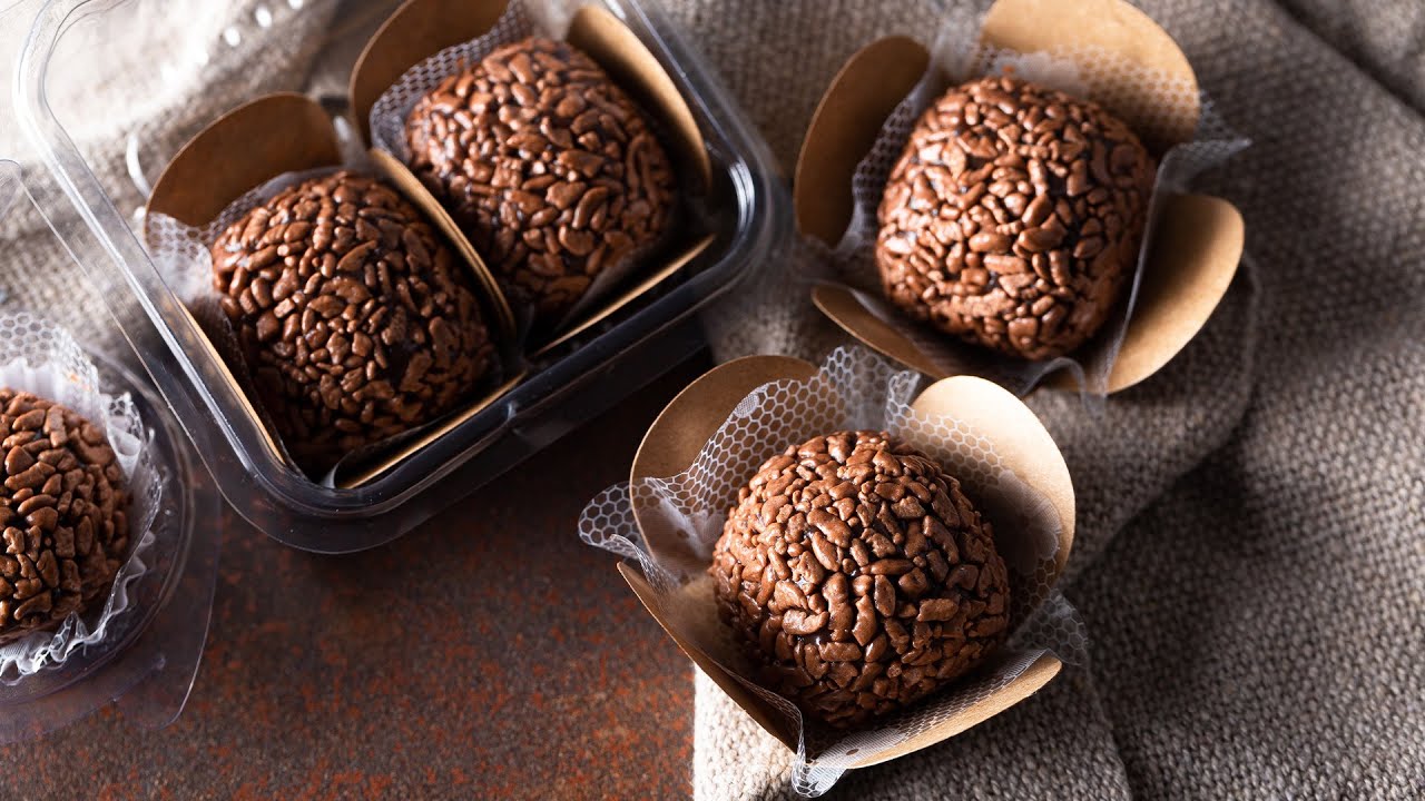 COMO FOTOGRAFAR BRIGADEIROS ? ( LUZ NATURAL, FLASH E CELULAR )