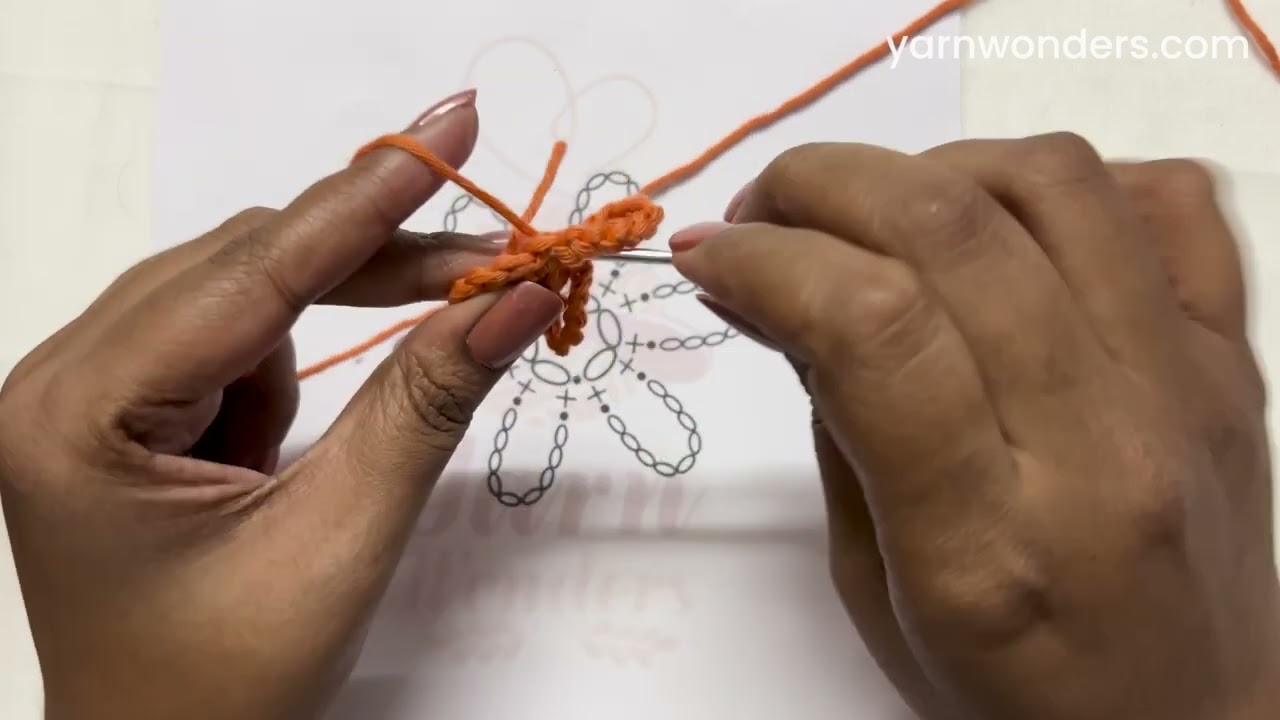 Monday Motifs _ Chain Flower - Week 10
