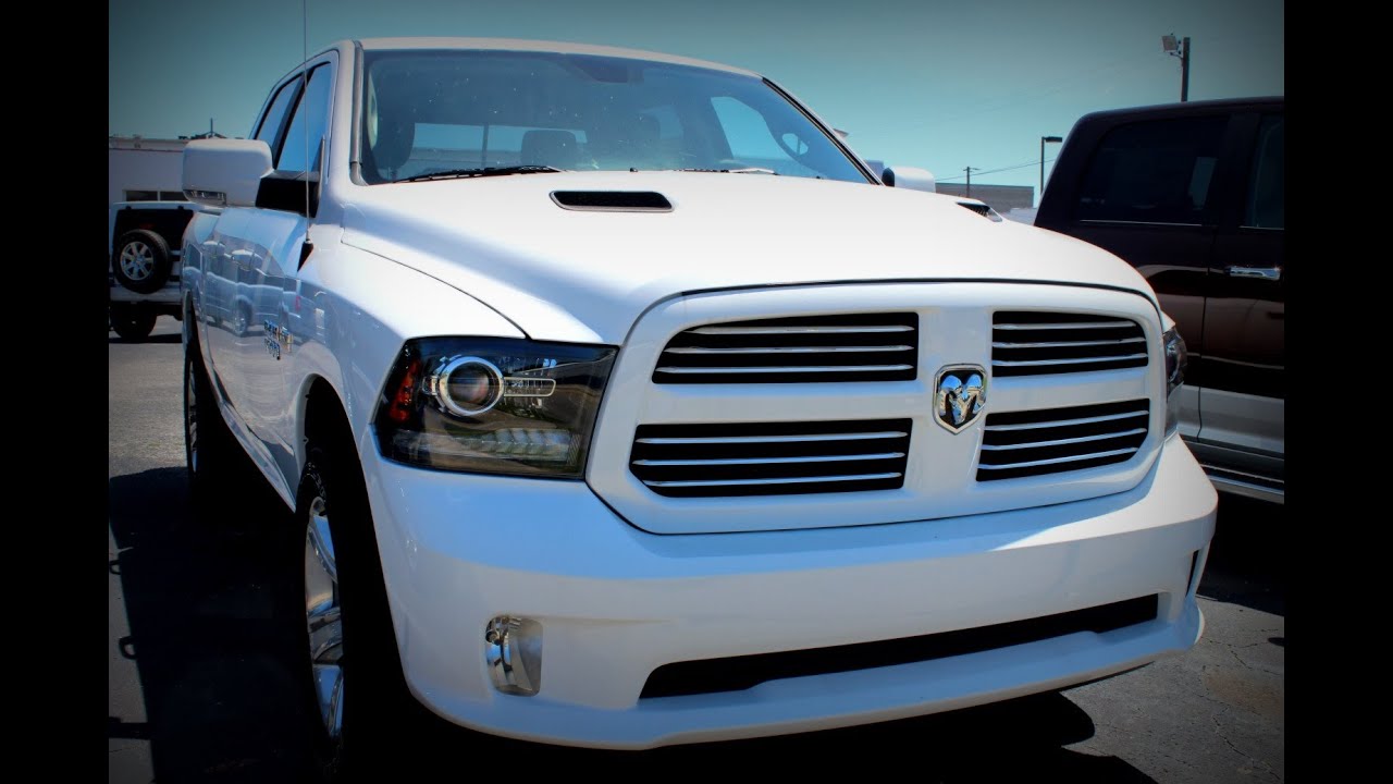 👉 Интерьер RAM 1500 SPORT CREW CAB 2013 года