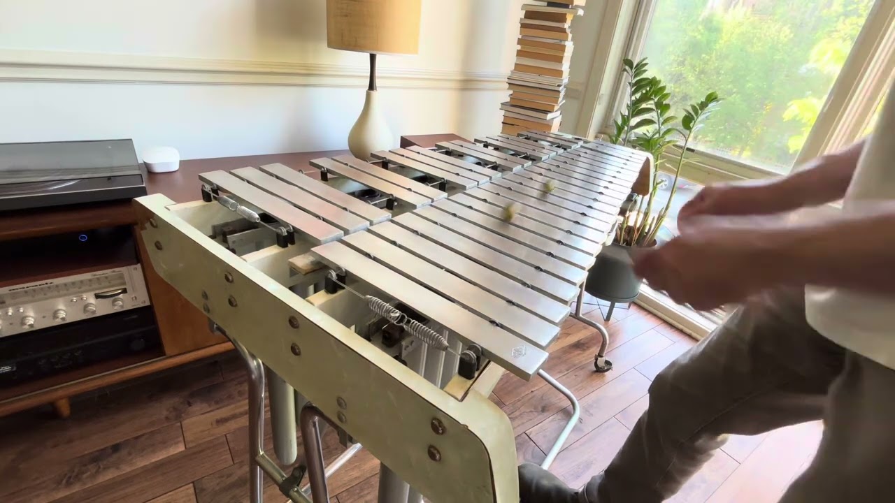 1960s Jenco Vibraphone White Marine Pearl with Vibrato