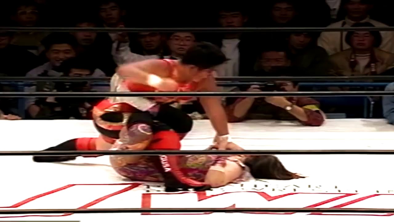 JWP 1994 - Plum Mariko vs Chigusa Nagayo - Highlights HD