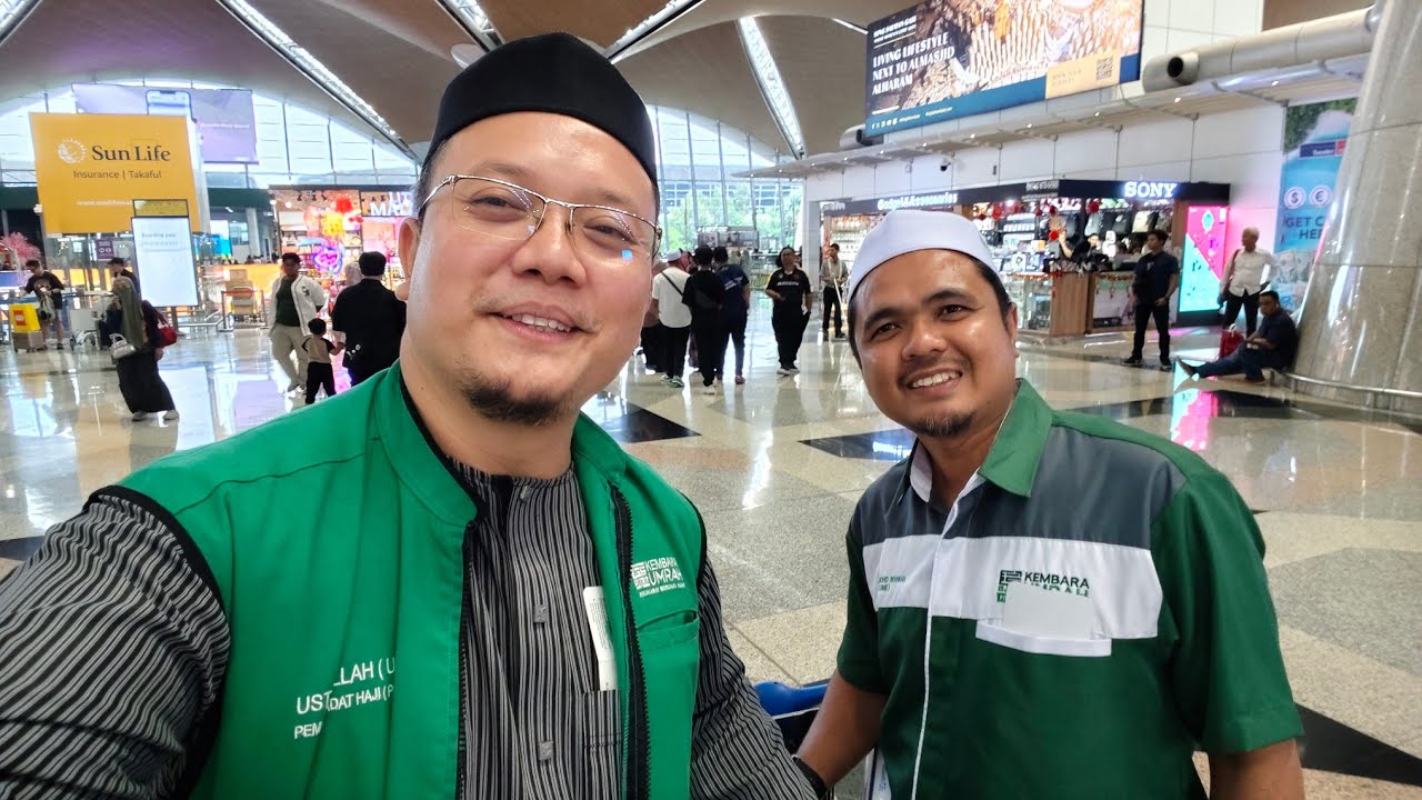 USN JADI JAGA PINTU MAS AIRLINES KALINI - PENYAMBUT TETAMU BOARDING