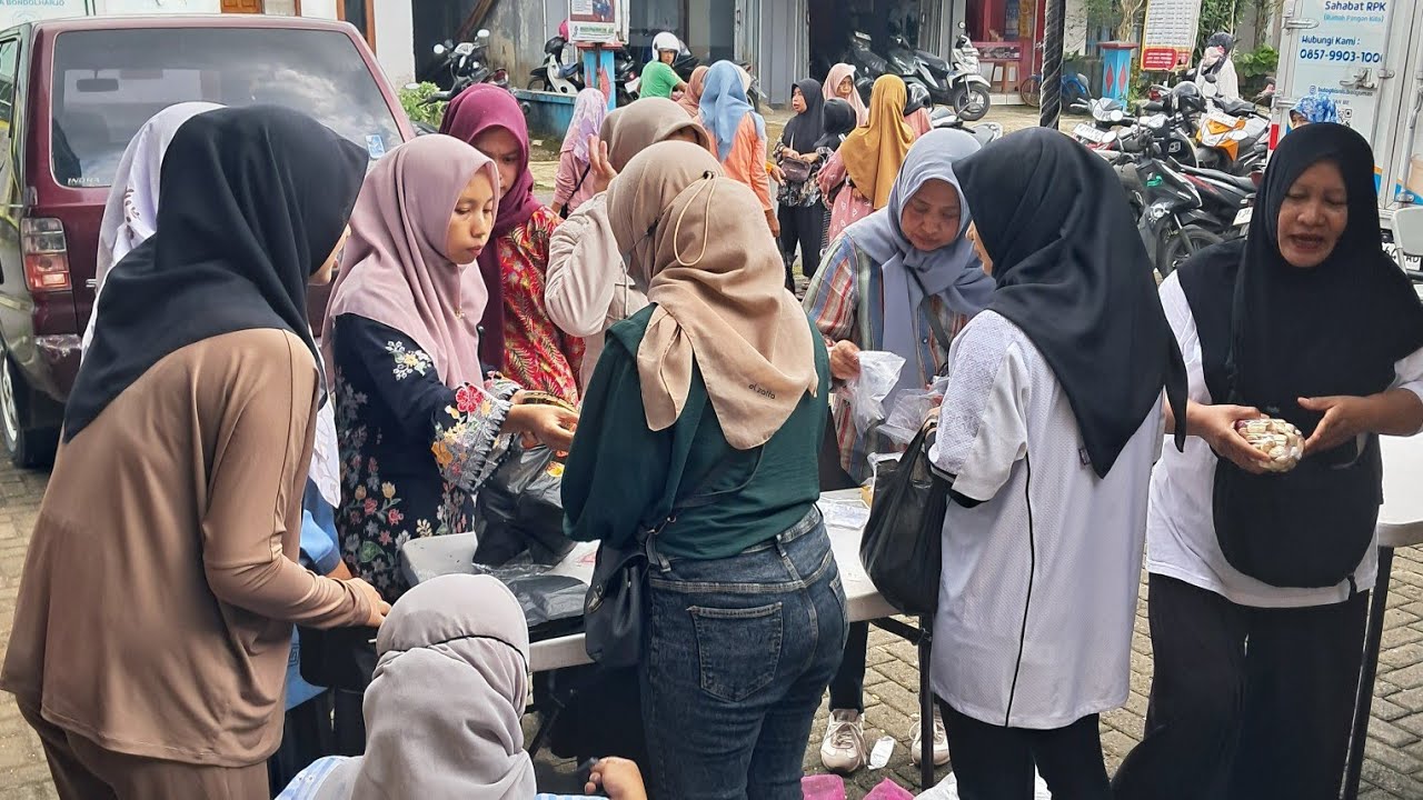 EDISI ORIGINAL| PASAR MURAH DINAS PRTANIAN DISERBU EMAK EMAK DIBONDOLHARJO BANJARNEGARA BRO! MANTAP!