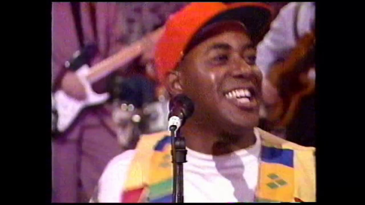 The Calypso Twins - World Party Live on Saturday Night (Sky)