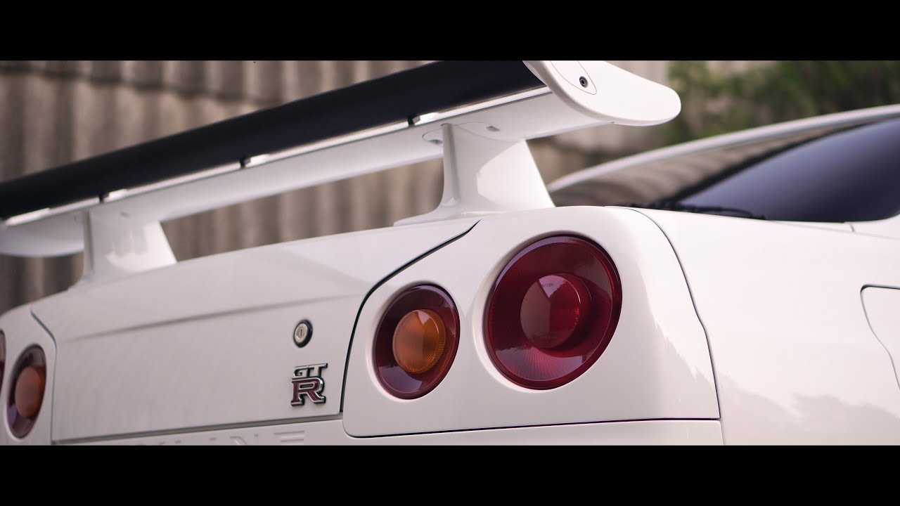 White beauty | Nissan Skyline R34 GT-R | 4K