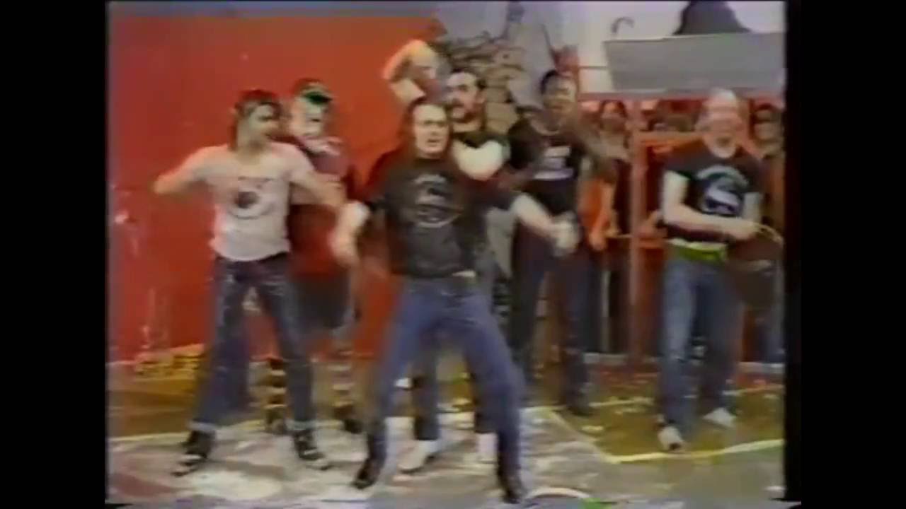 Motörhead soiled on Tiswas in 1981 - Funny moment