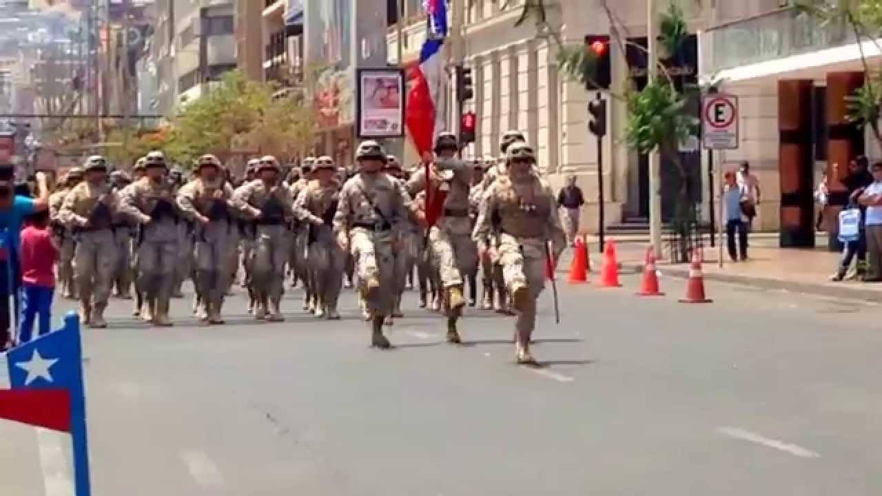 Himno de la primera division de ejercito de chile + desfile