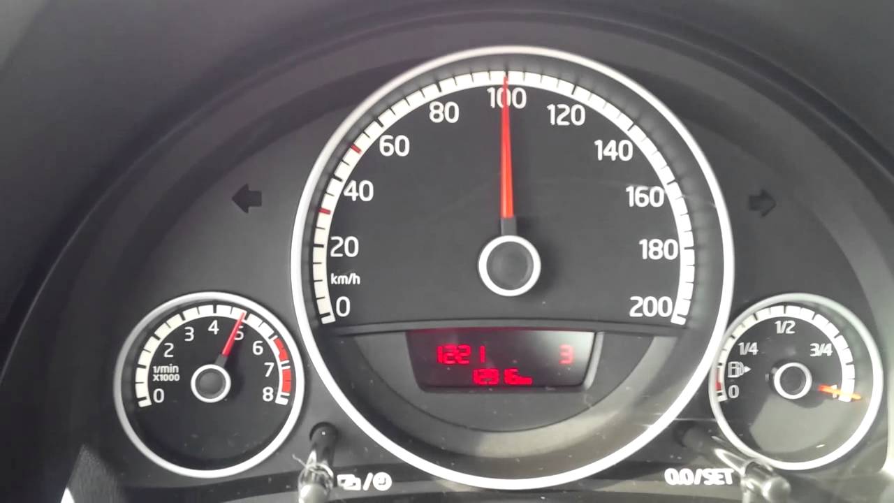 Volkswagen Up! auto 1.0L 75 0-100kmh