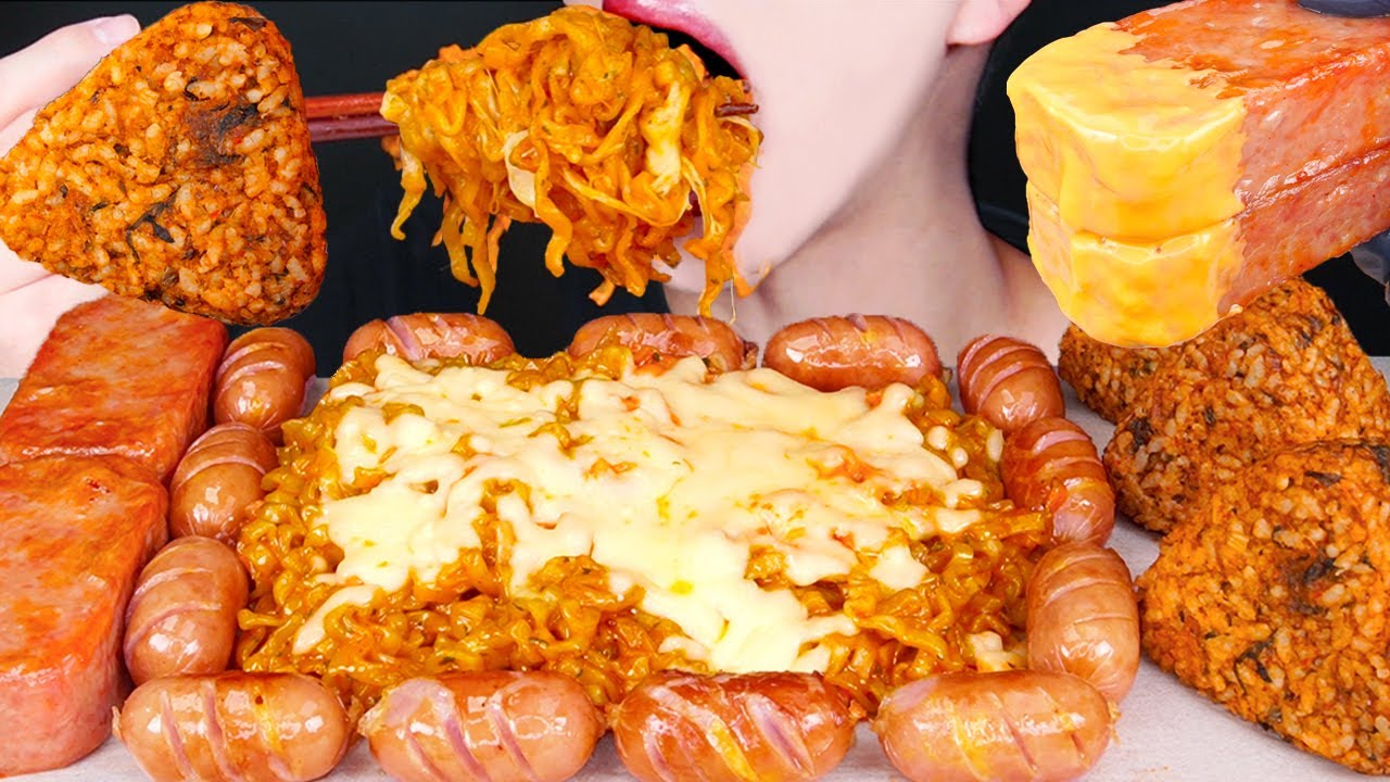 ASMR SAUSAGE CHEESY SPAM SPICY CARBO FIRE NOODLES MUKBANG 소세지 까르보불닭볶음면 먹방 ソーセージ チーズ 咀嚼音EATING SOUNDS