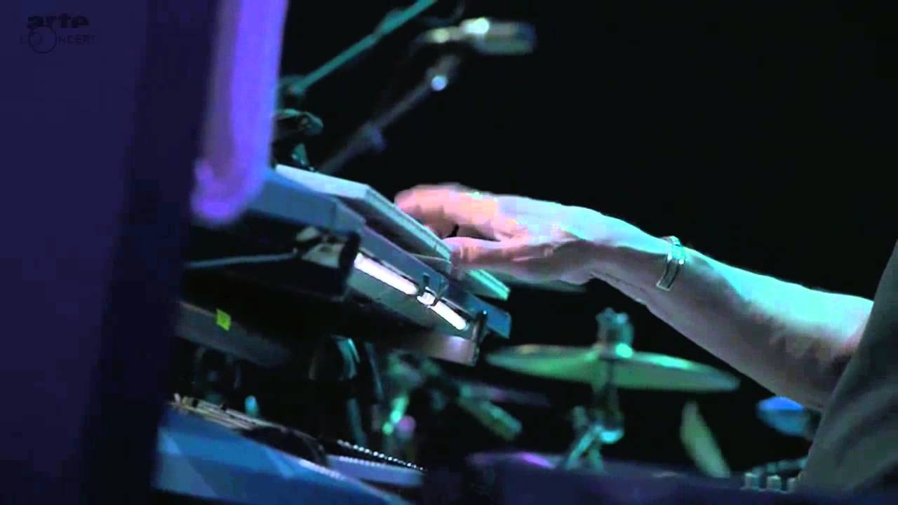 The Stranglers - Walk on By @ Paris 8th April 2014
