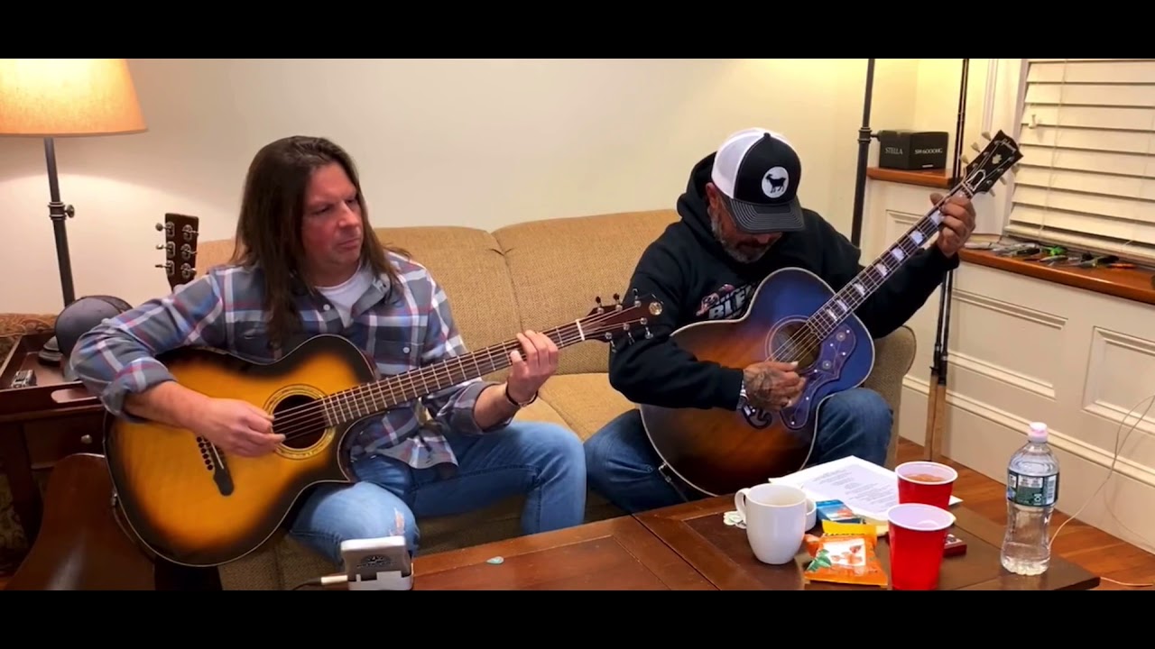 Aaron Lewis live from the Couch