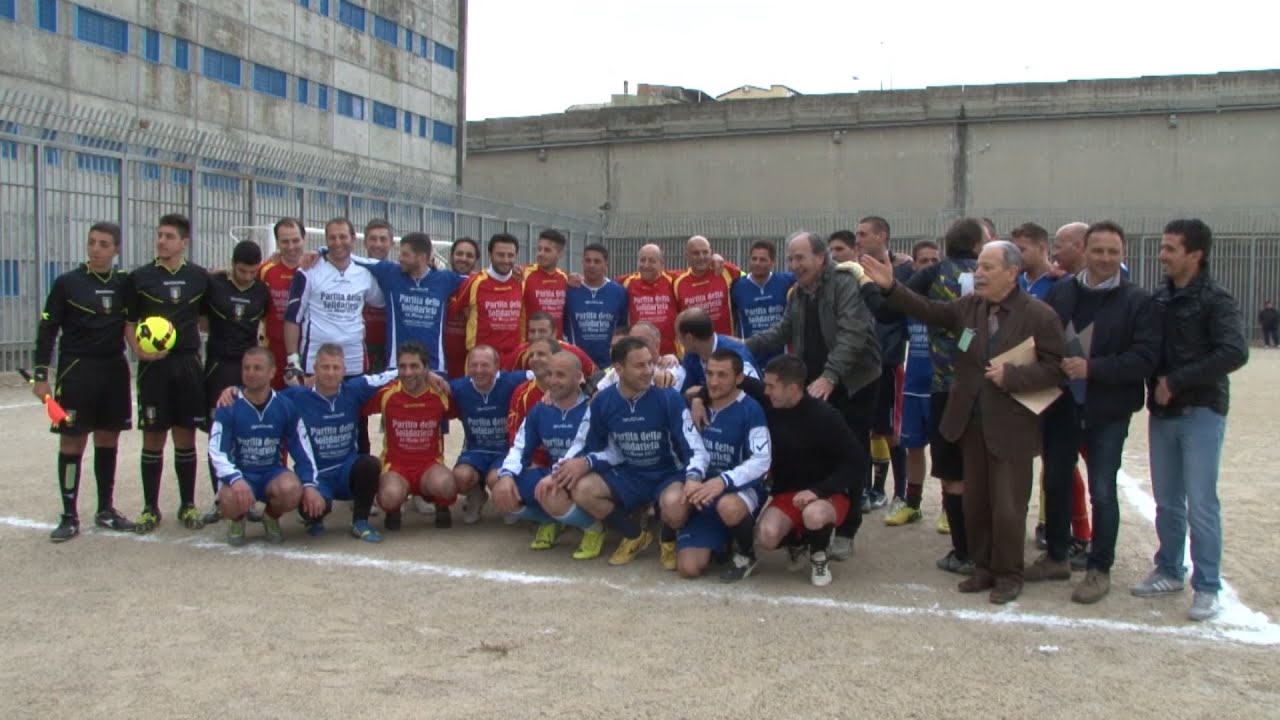 Catanzaro – Carcere di Siano: partita di solidarietà detenuti vs ingeneri
