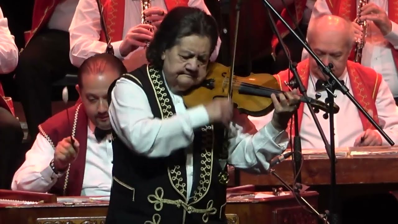 Tell Vilmos nyitány - Prímás: Lendvai Csócsi József - A 100 Tagú Cigányzenekar Athénben
