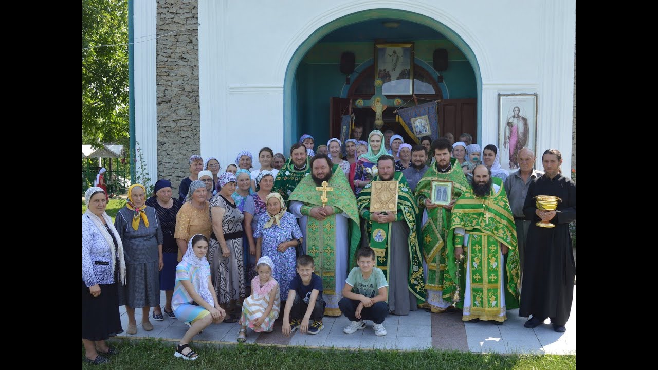 Biserica din Pietrosu cu hramul Inaltarea Domnului din raionul Falesti