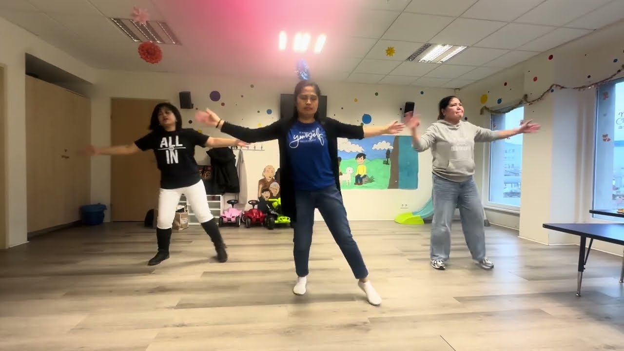 Pasko’y Dumating Tambourine Cover ( Practice Christmas Party Vccff ) sayaw likha awit papuri