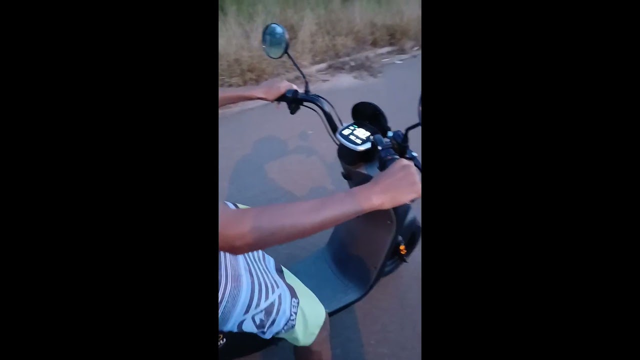 como andar scooter el&eacute;trica