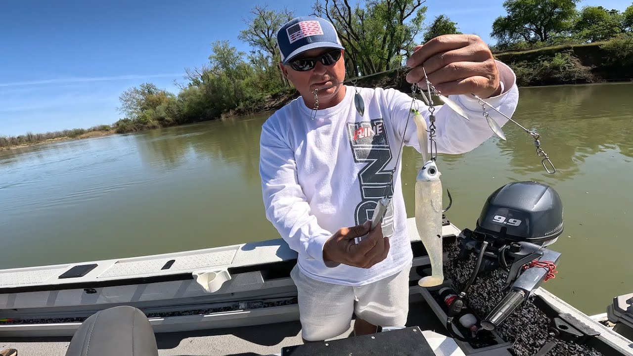 Trolling A-Rigs For Striped Bass (4K)