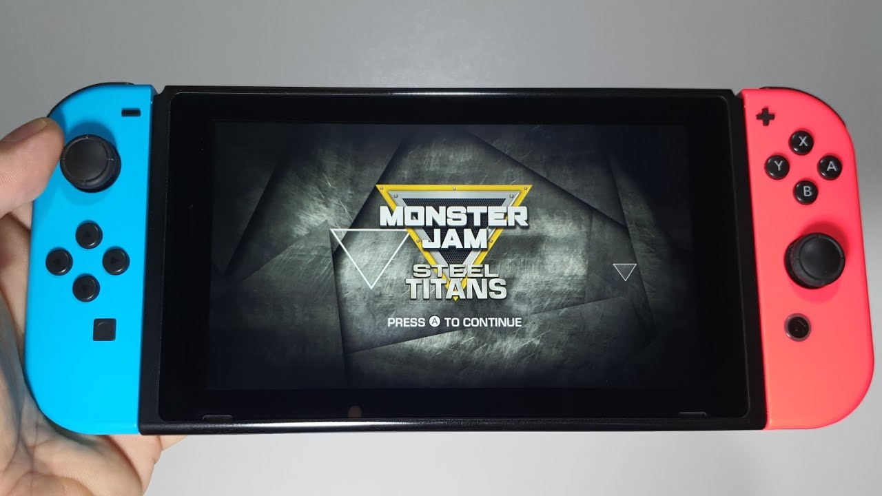 Monster Jam Steel Titans Nintendo Switch handheld gameplay