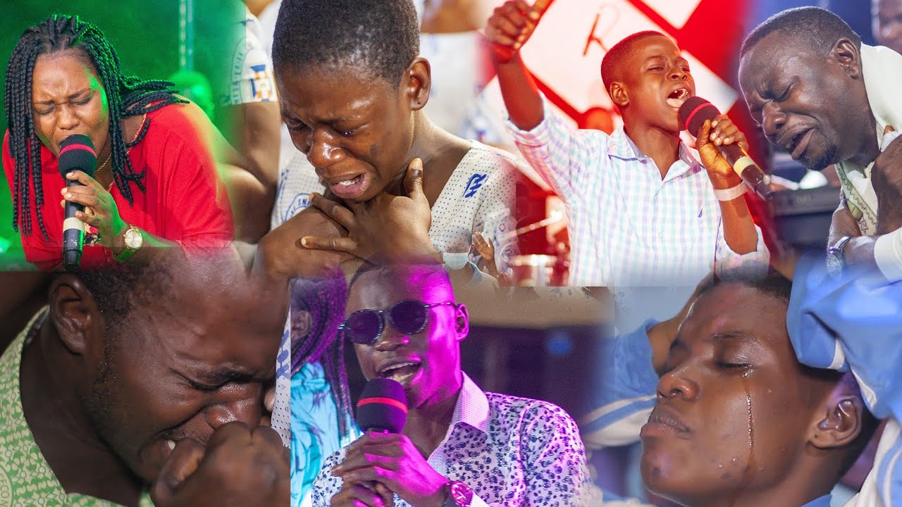 2AJ MADE STUDENTS OF BECHEM PRESEC POUR THEIR HEART INTO SERIOUS WORSHIP AND PRAISES