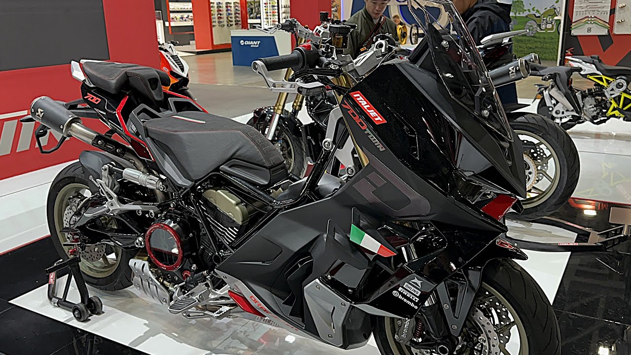 30 Best Maxi Scooters of 2025