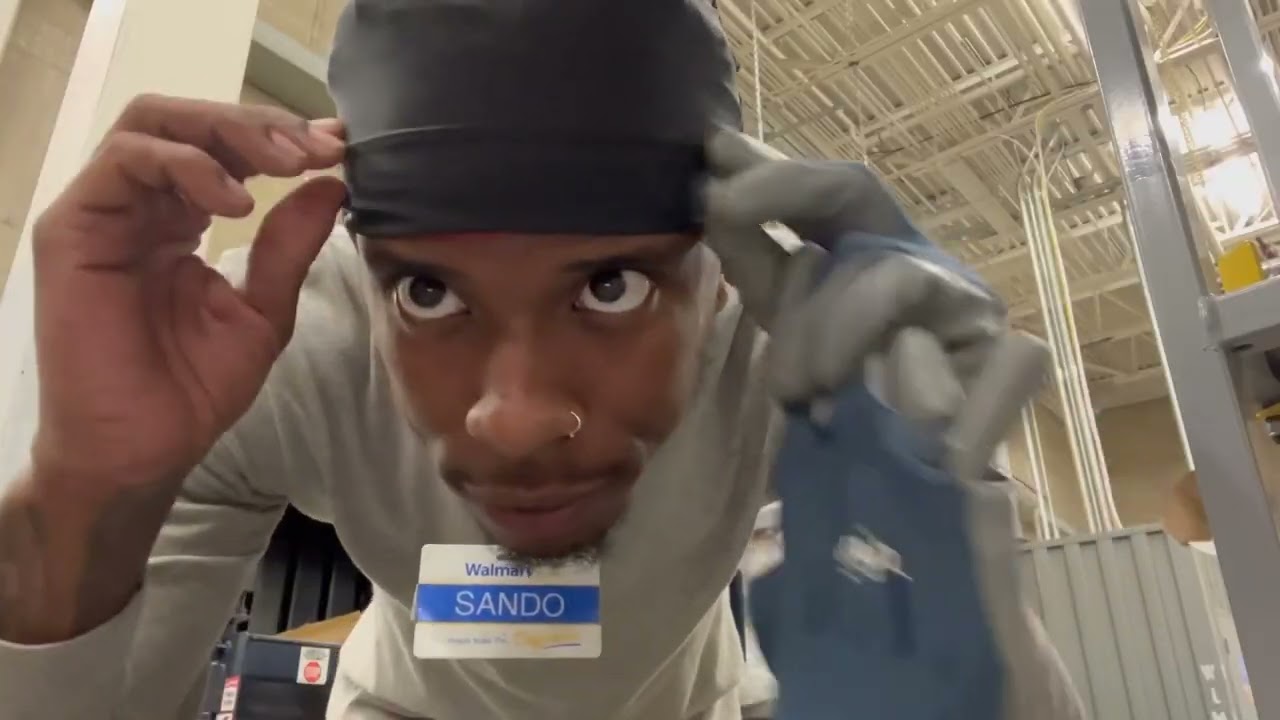 DAY IN THE LIFE AS A WALMART REMODEL ASSOCIATE |VLOG|