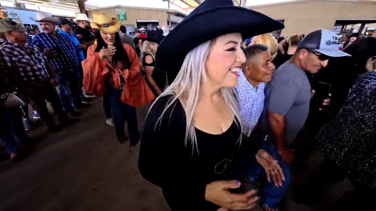 Pura cunbia en la pulga de Alamo TX