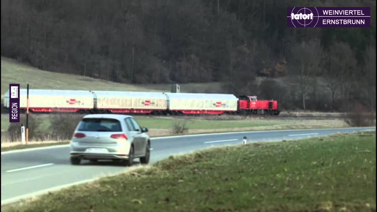EXPLOSION AUTO GEGEN ZUG