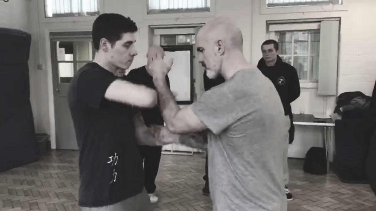 The Art of Deflection - Gary Lam Wing Chun Nottingham, UK