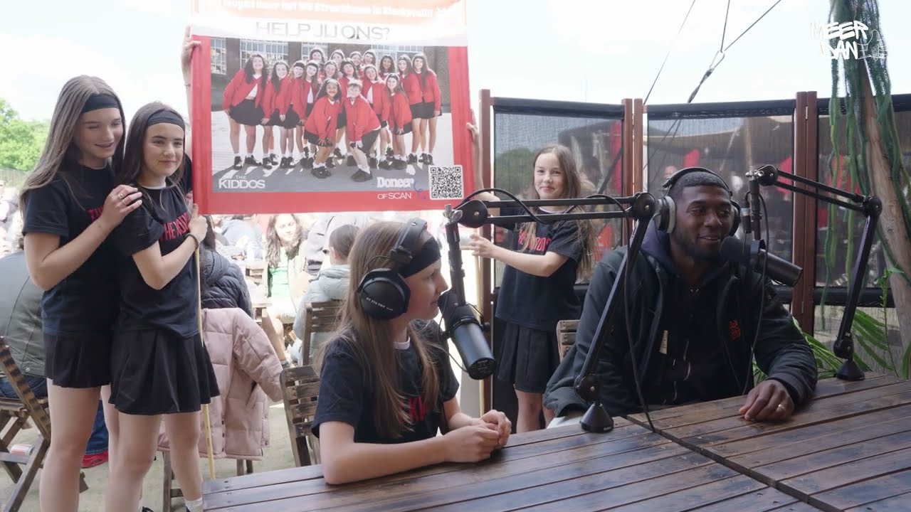 HELP DANCECREW THE KIDDOS NAAR BLACKPOOL! MeerDan Podcast Afl  2.2 met Liv & Roseanne The