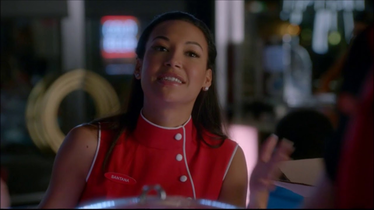 Glee - Kurt Starts Working At The Spotlight Diner and Makes A Pact With Santana and Rachel 5x02