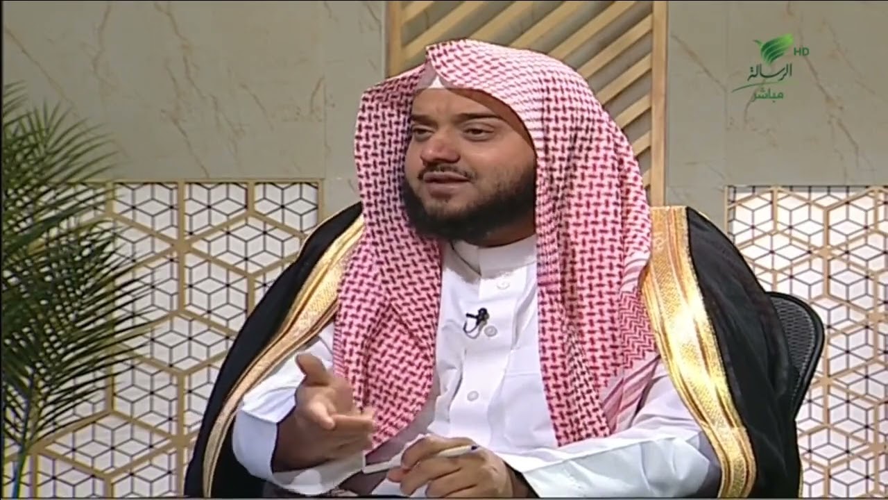 #يستفتونك| حكم ارتداء الريش الصناعي أو الطبيعي وهل يكون طاهرا؟- الشيخ د. راشد المطوع