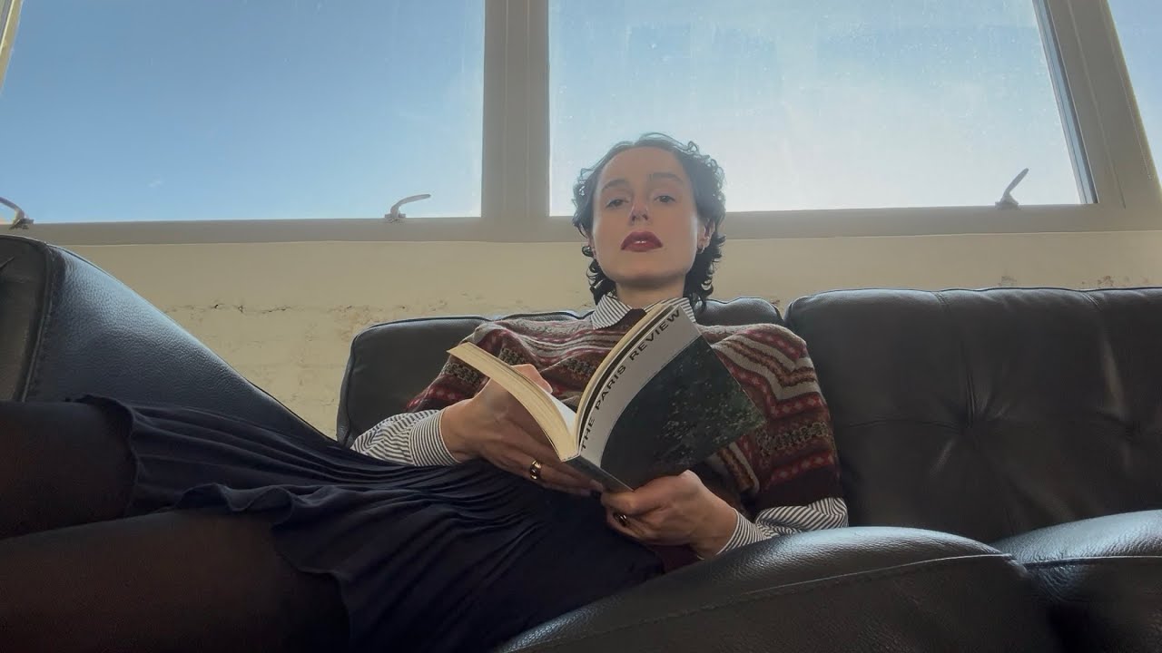 the first vlog of the year + a book haul