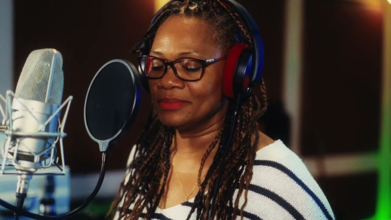 Nadege Mbadou - Otima Dia 