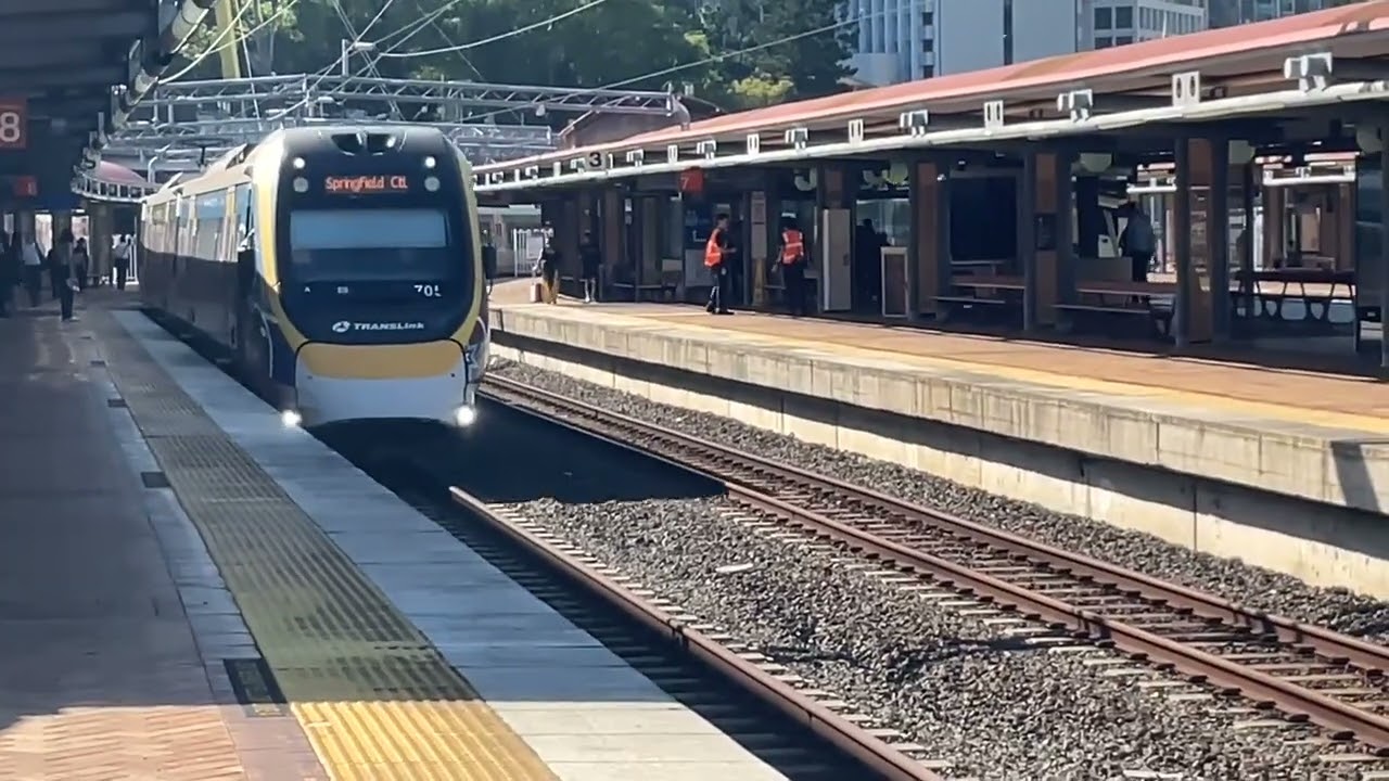 Springfield Aboriginal 705 Arriving At Roma Street Train Station Platform 8