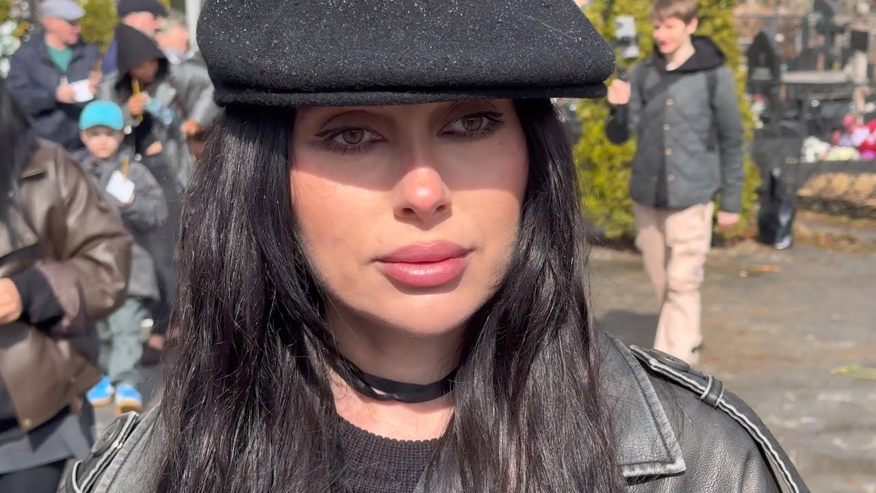 БЫВШАЯ ЖЕНА ПАШИ ТЕХНИКА ПОДЕЛИЛАСЬ ВОСПОМИНАНИЯМИ В ДЕНЬ ПАМЯТИ МУЗЫКАНТА | МОГИЛА ПАШИ ТЕХНИКА 