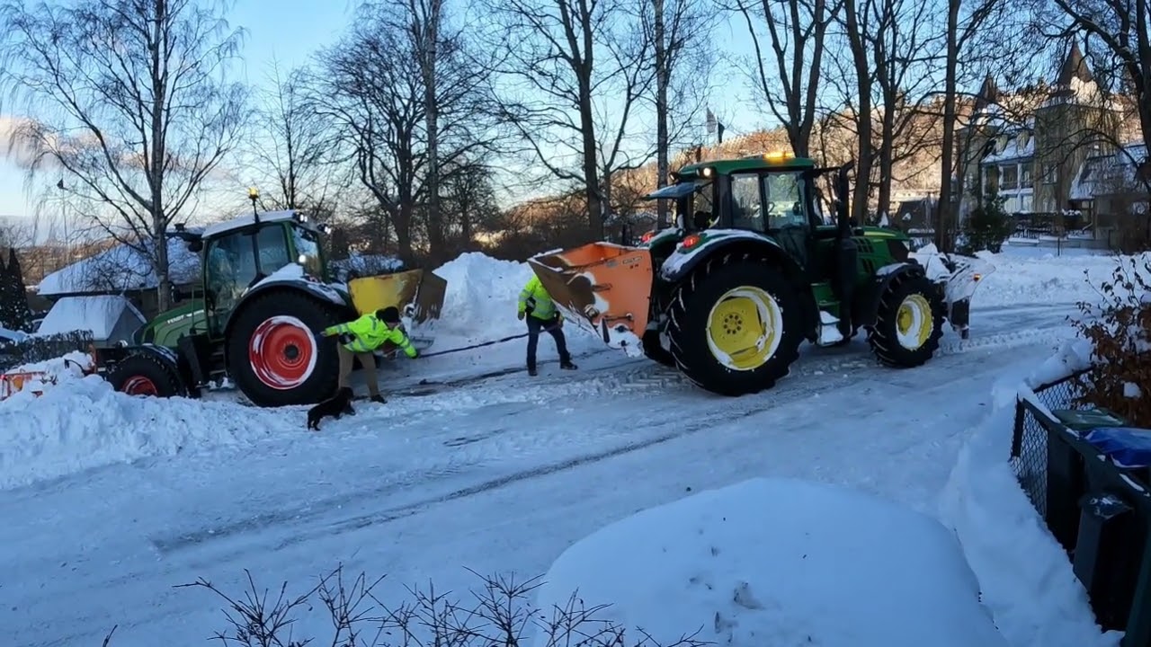Brøyting i Revet