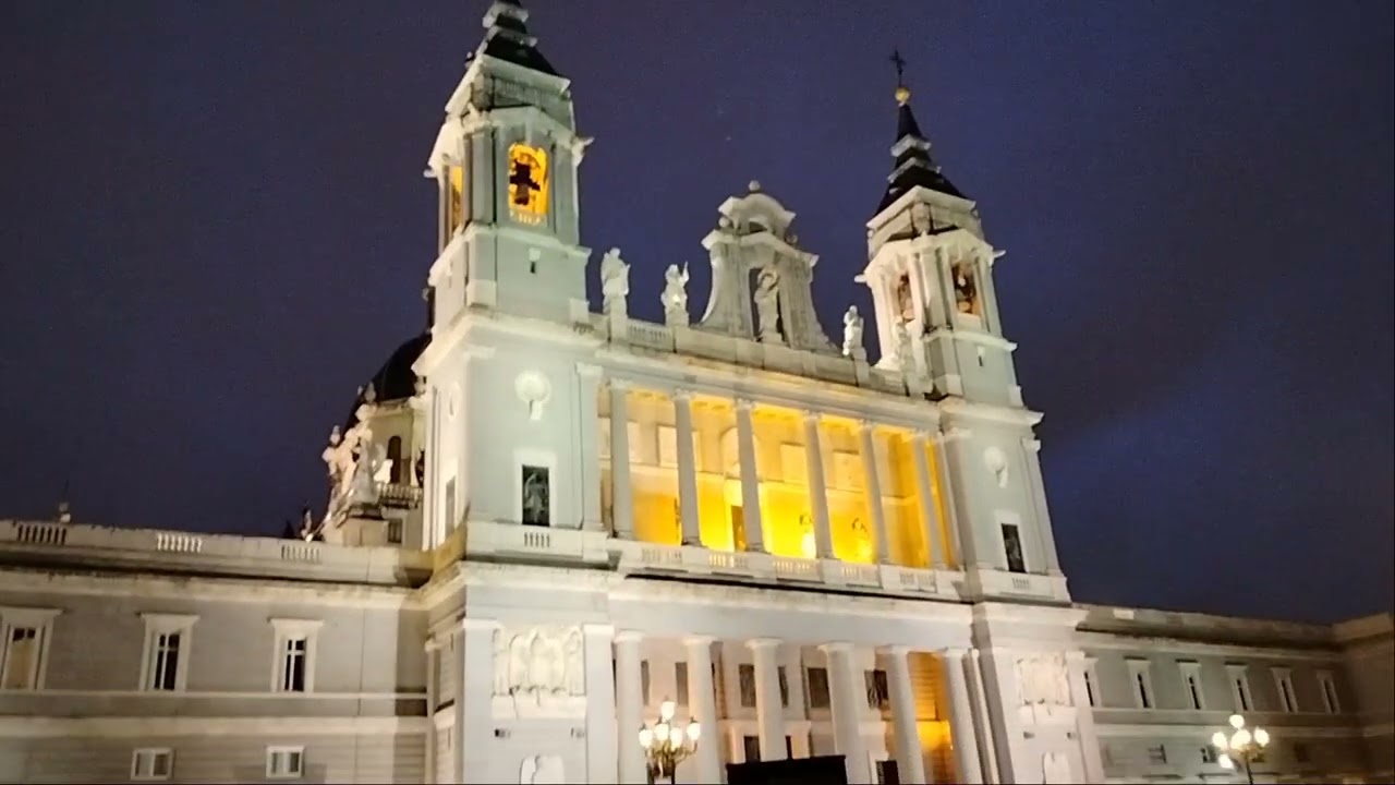 EXPLORANDO MADRID.