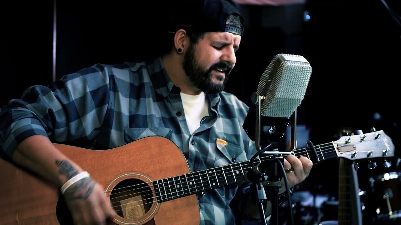 Army Veteran & Contemporary Christian Recording Artist - Aaron Justice: 