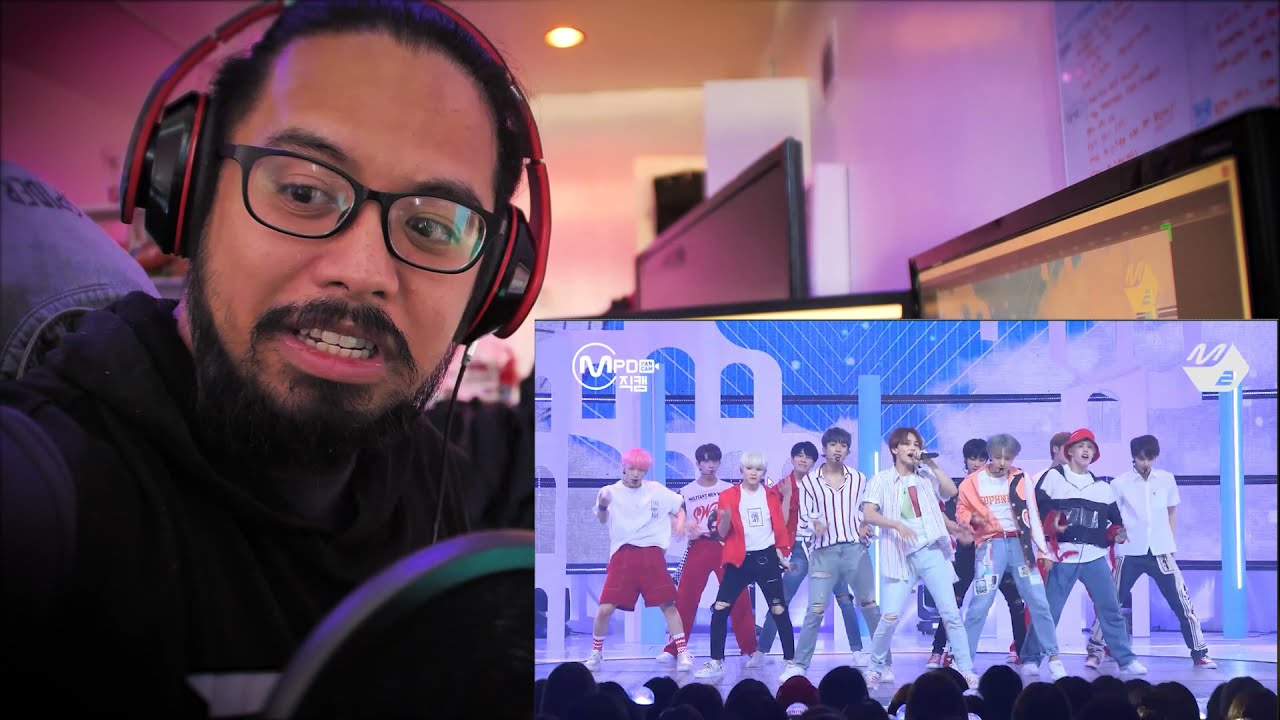 Professional Dancer Reacts To SEVENTEEN 
