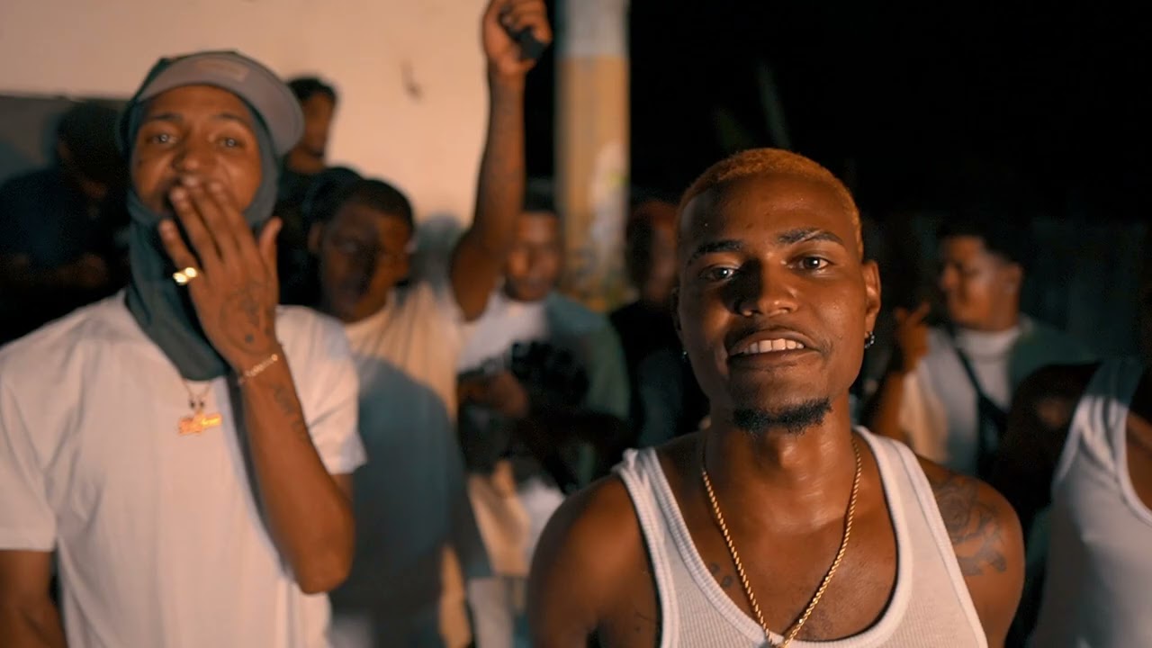 Dos menorcito (feat. El que boca calla & Seba Glock) Video Oficial