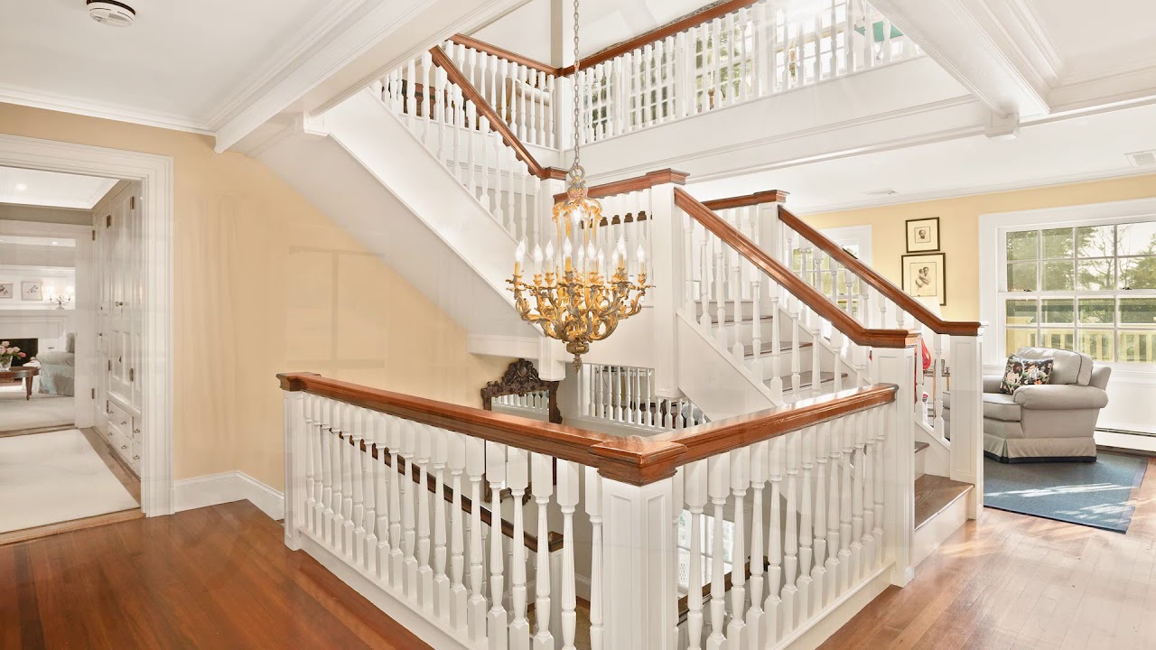 55 Love Lane Weston, Massachusetts