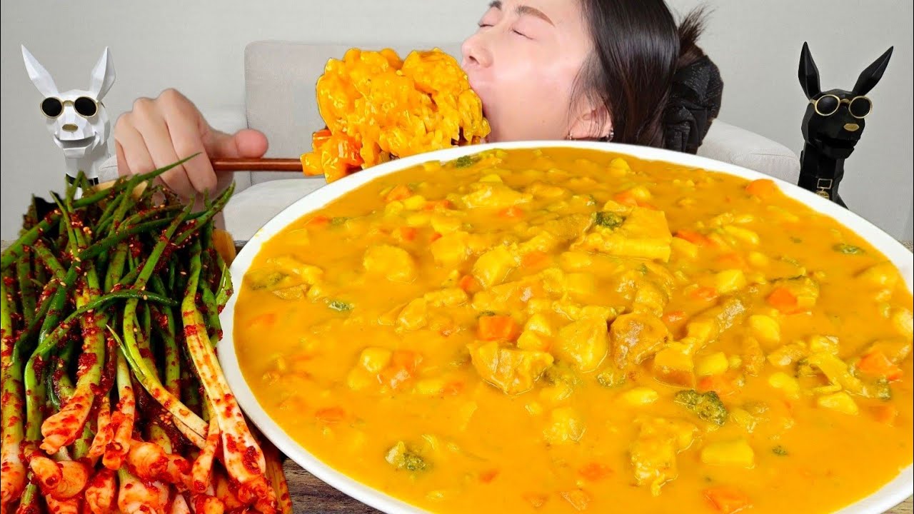 ASMR 카레는 한솥 만들어서 먹어야 돼요😂 카레 파김치 도전먹방인가요..  리얼먹방 :) Korea Curry , Green onion kimchi MUKBANG