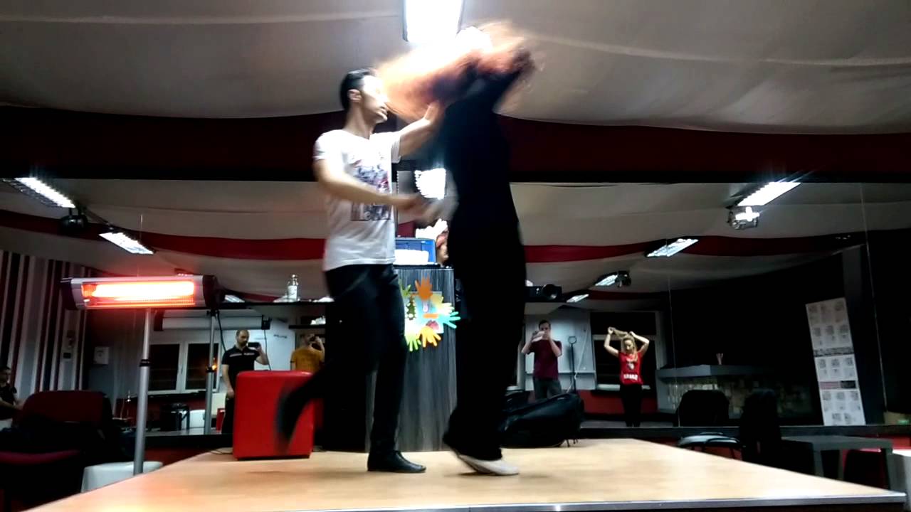 Musicality Class - Salsa On2 by Salsa Factory - Valentin & Laura