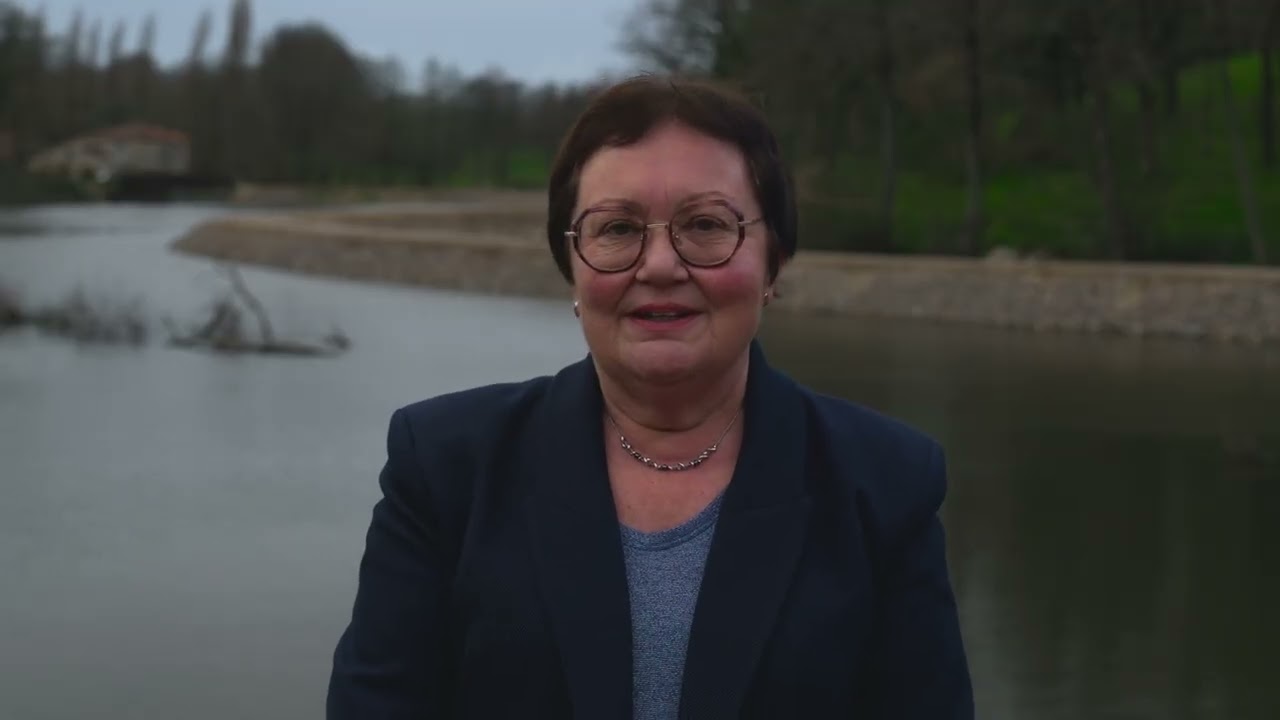 Sabine ROIRAND, mairie du Poiré-sur-Vie, vous présente ses meilleurs vœux pour 2026.