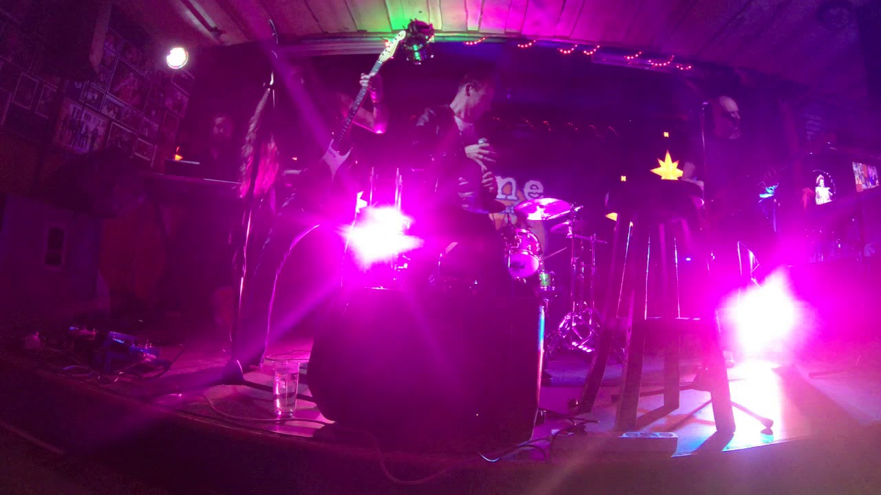Rock Apostoli feat. Kimmo Blom - Hold the line (Live at Zone, Ruka)