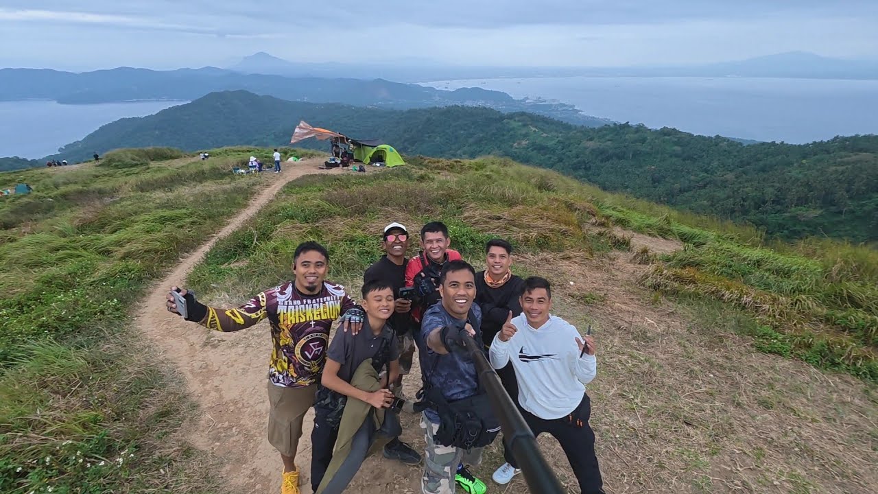 NARATING NAMIN ANG TUKTOK NG MT. GULUGOD BABOY | GRABE SOBRANG GANDA