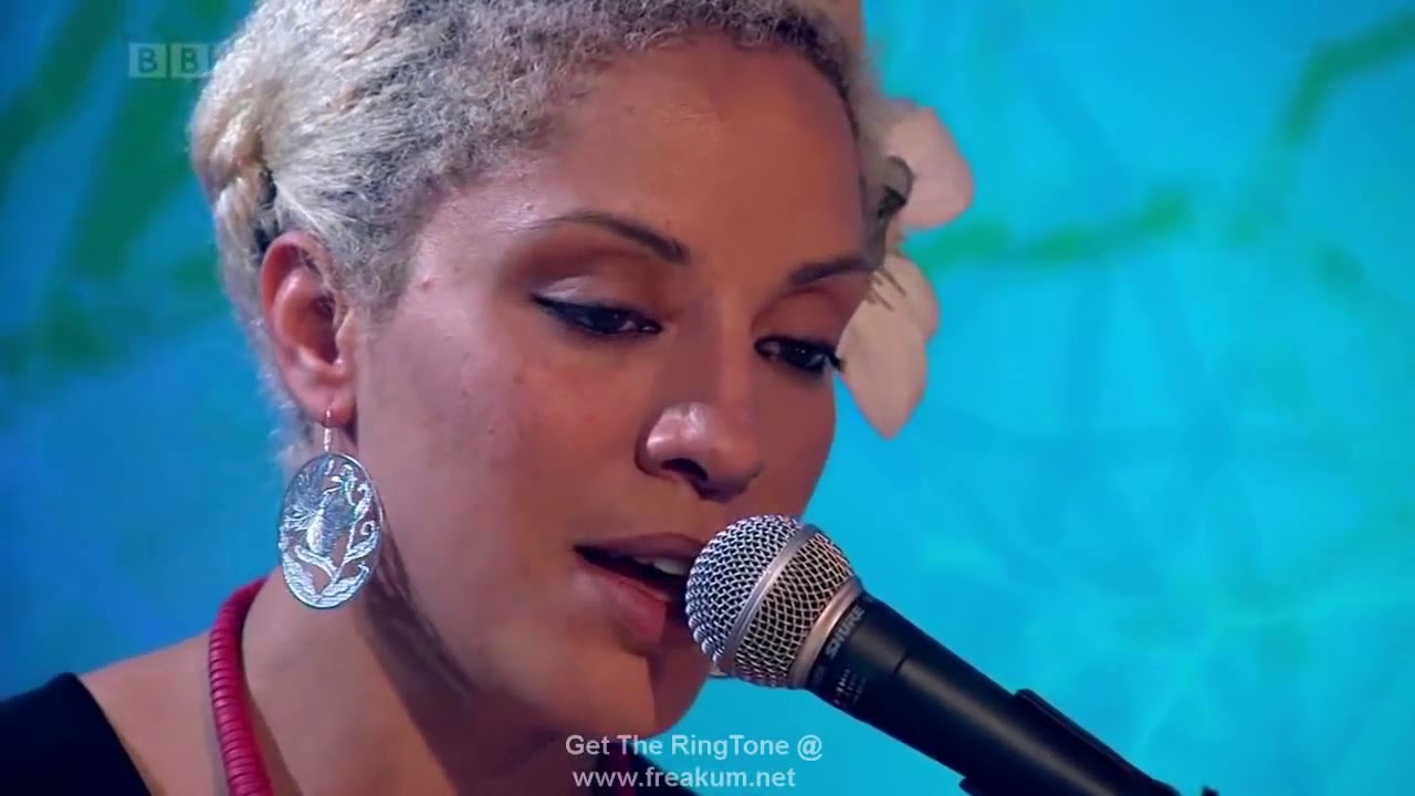 Martina Topley Bird  Baby Blue Live on BBC